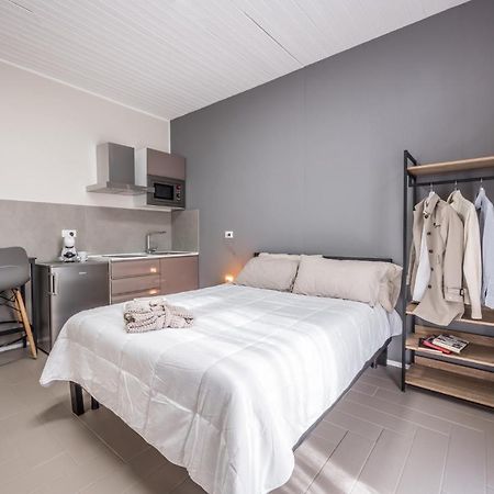 Suite 649 Mono Con Terrazzo Modena Exterior photo