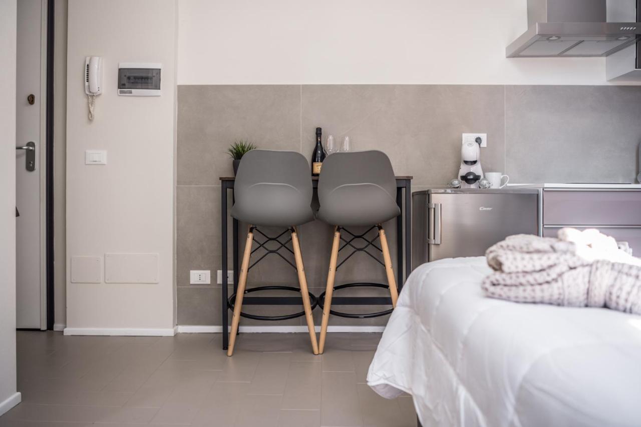 Suite 649 Mono Con Terrazzo Modena Exterior photo